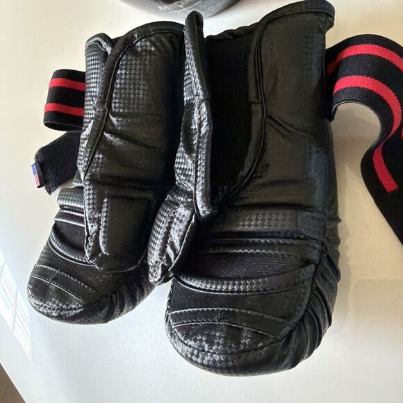 Warrior by Macho Martial Arts Protective Headgear Size M  And Gloves Ch M - Picture 3 of 7